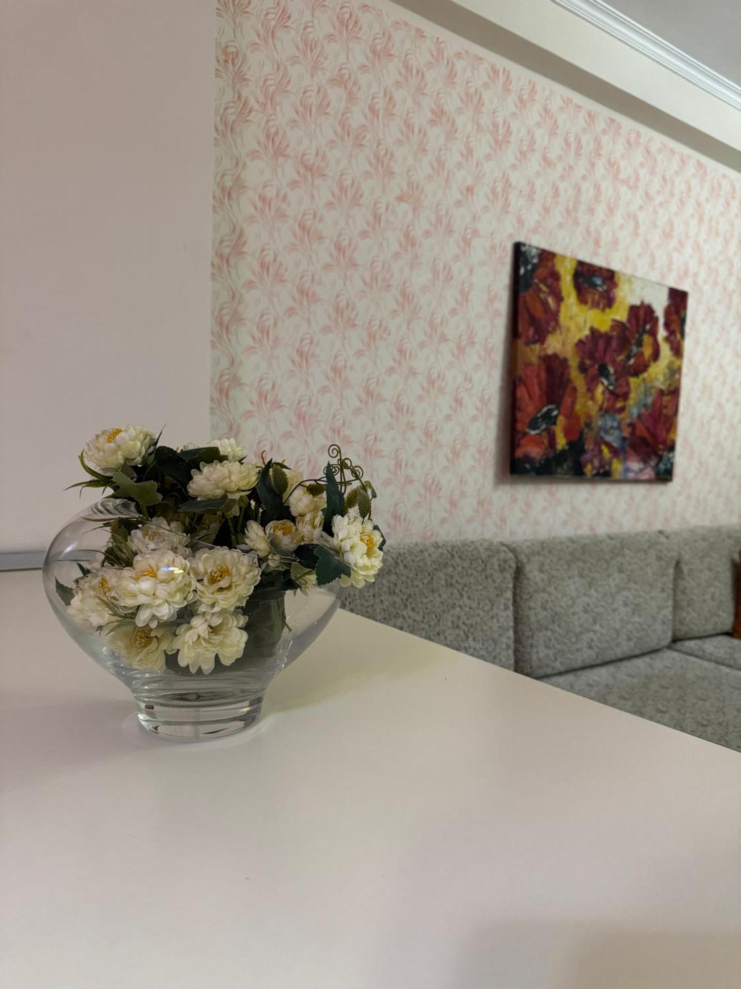 Condor Center Tirana Apartment Zewnętrze zdjęcie